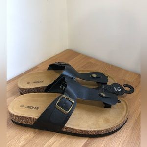 NWT Ardene sandal